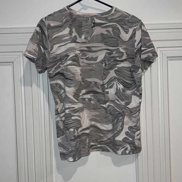 Adidas Tee- Short Sleeve Size large 14/16 - Picture 2 of 3